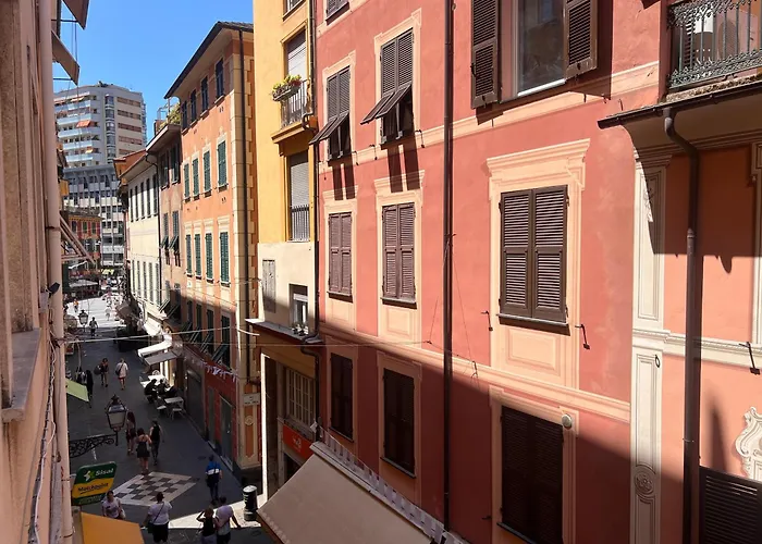 Welcome Riviera - Di Via Mazzini, With Elevator, Wi-fi, Air Conditioning, And, Depending On Availability, A Private Garage 800 Meters Away At 20,00 Euro Per Night