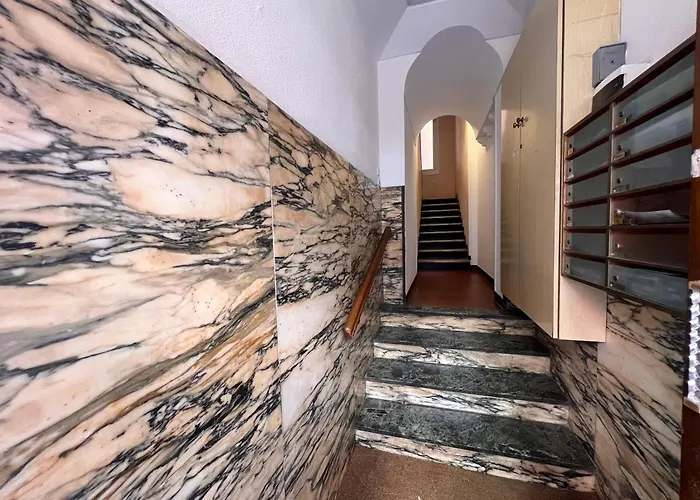 Welcome Riviera - Di Via Mazzini, With Elevator, Wi-fi, Air Conditioning, And, Depending On Availability, A Private Garage 800 Meters Away At 20,00 Euro Per Night * Rapallo