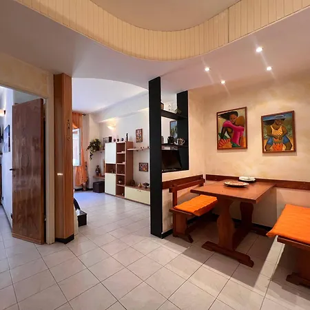 Welcome Riviera - Di Via Mazzini, With Elevator, Wi-fi, Air Conditioning, And, Depending On Availability, A Private Garage 800 Meters Away At 20,00 Euro Per Night Appartement *